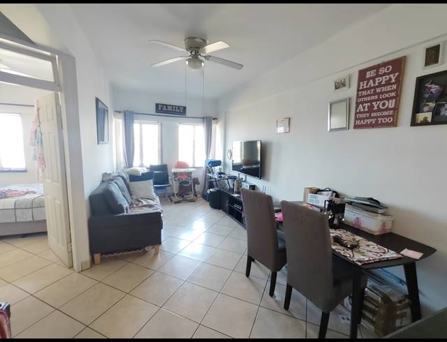 1 BEDROOM APARTMENT FOR SALE IN ESPLANADE